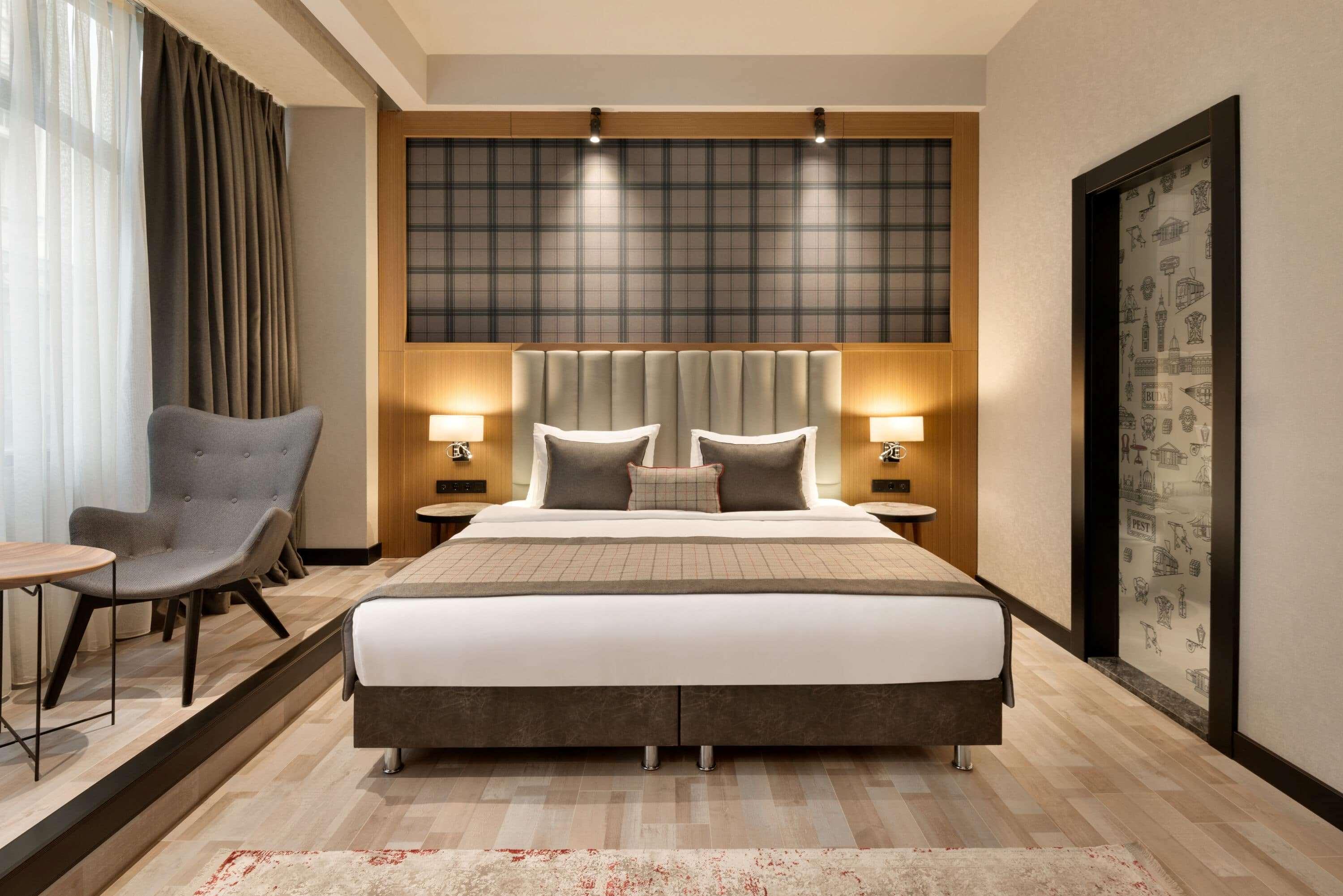 Ramada By Wyndham Budapest City Center Екстериор снимка
