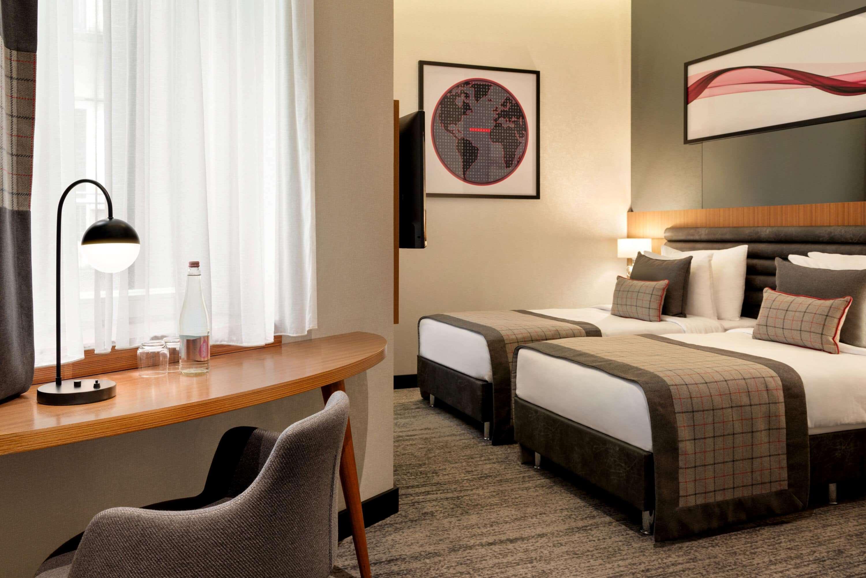 Ramada By Wyndham Budapest City Center Екстериор снимка
