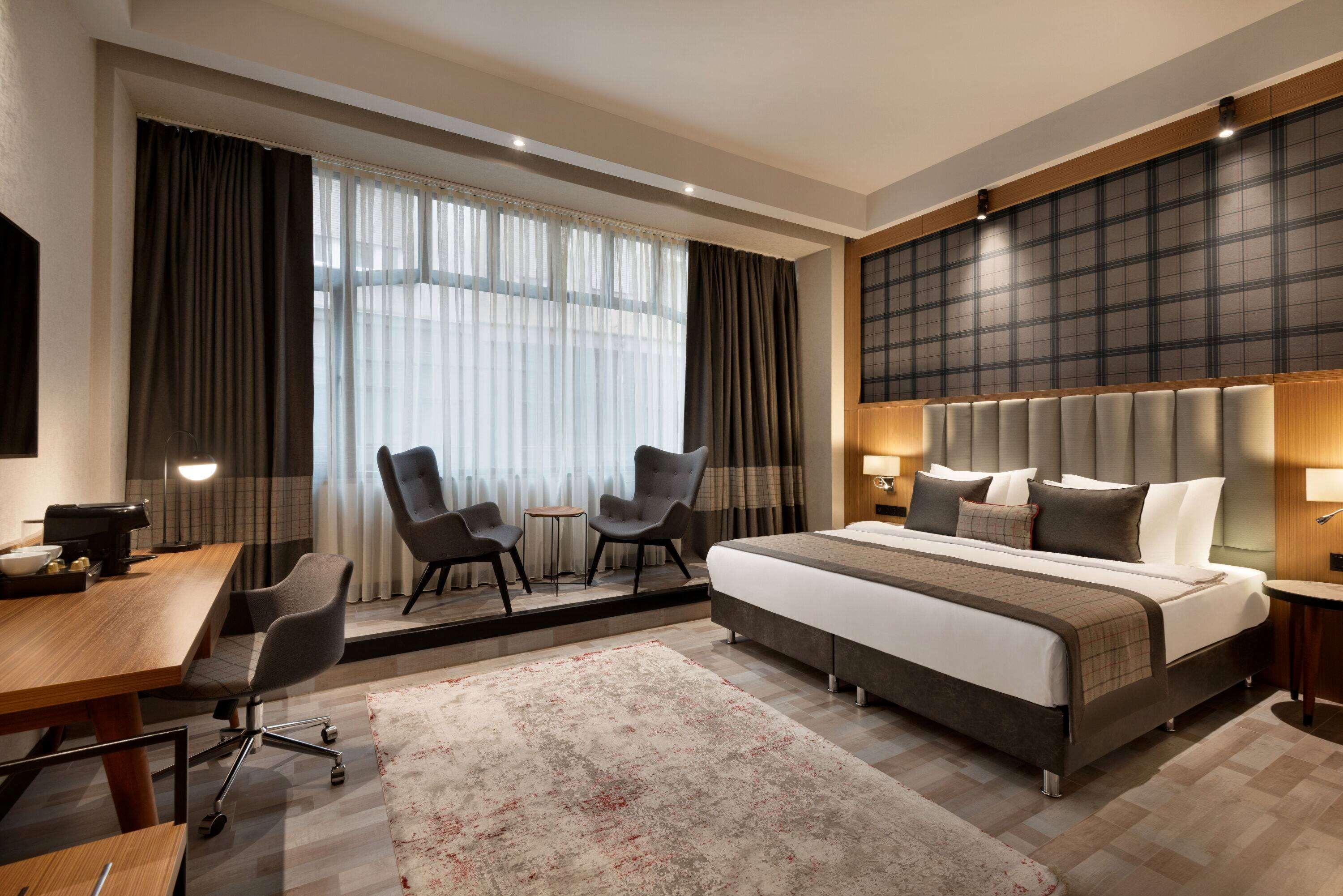 Ramada By Wyndham Budapest City Center Екстериор снимка