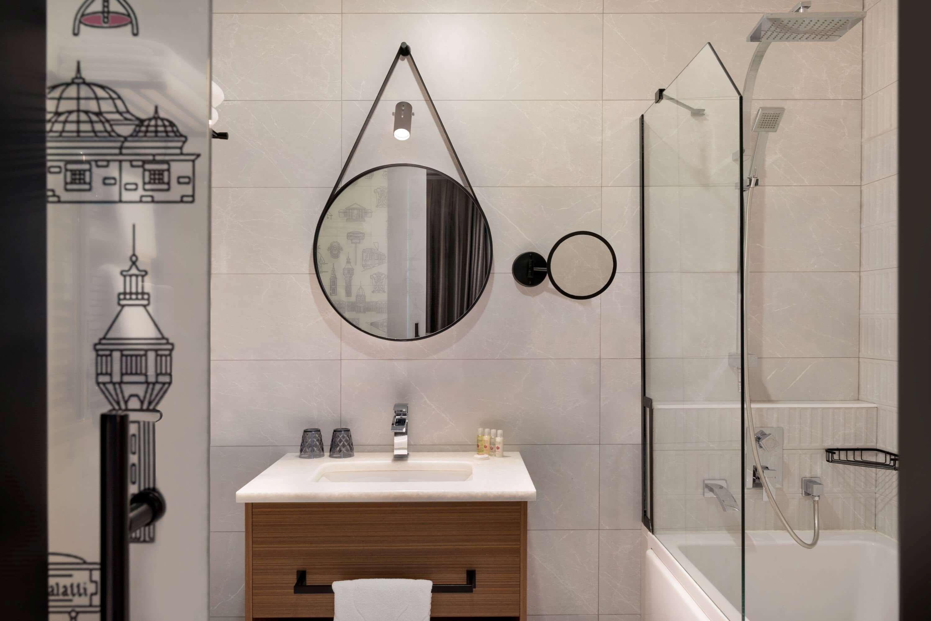 Ramada By Wyndham Budapest City Center Екстериор снимка