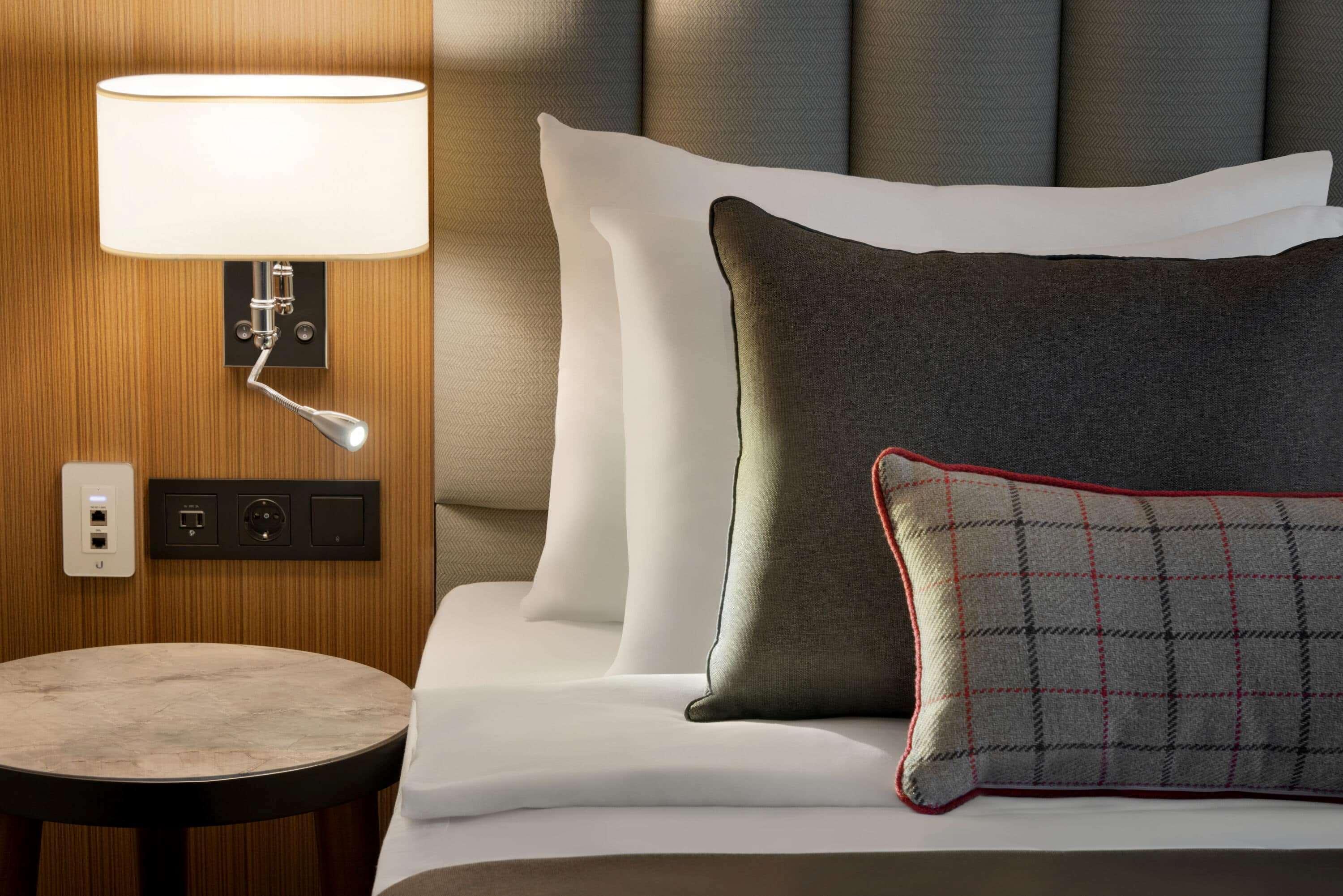 Ramada By Wyndham Budapest City Center Екстериор снимка