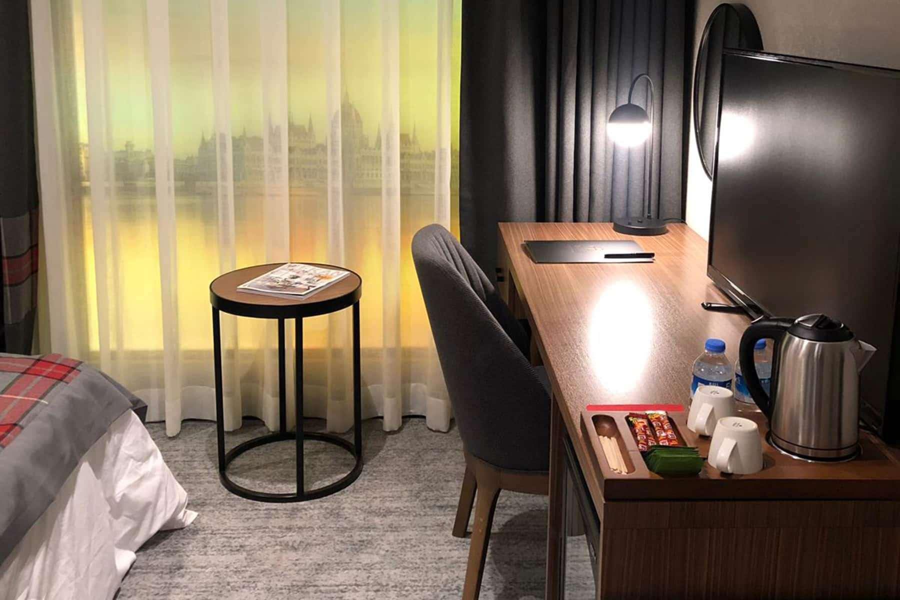 Ramada By Wyndham Budapest City Center Екстериор снимка